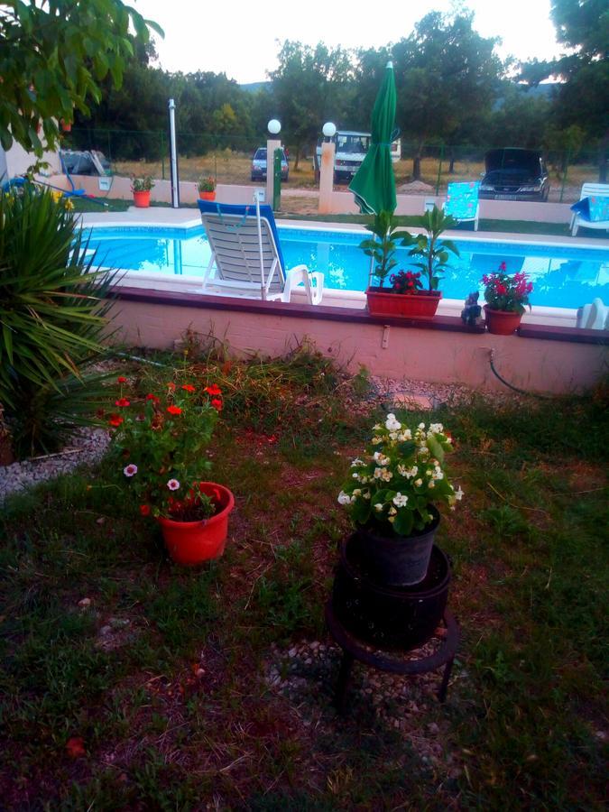 Kaja House Apartments Lozovac Exterior photo