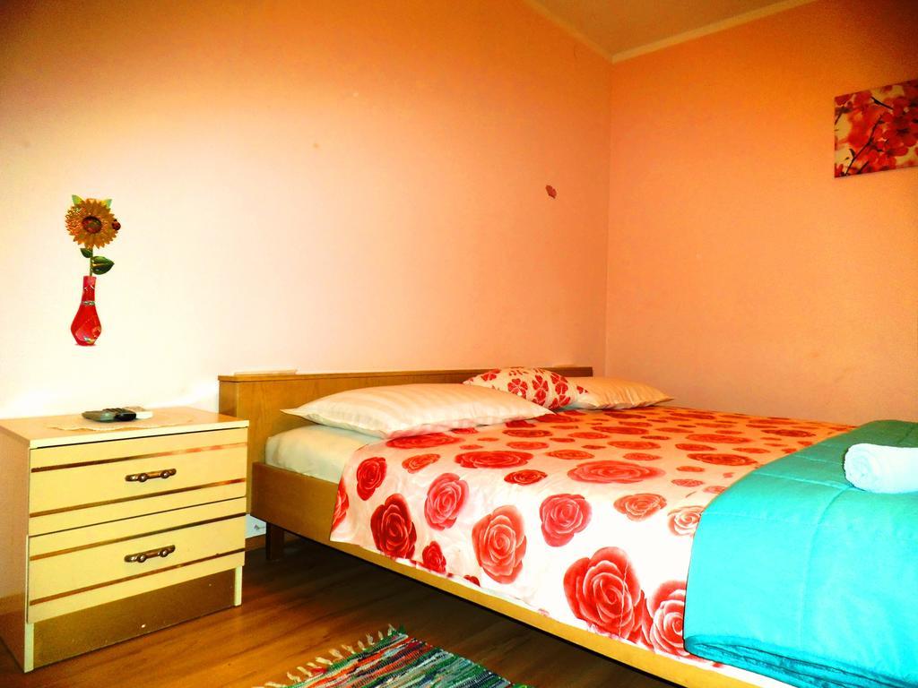 Kaja House Apartments Lozovac Room photo